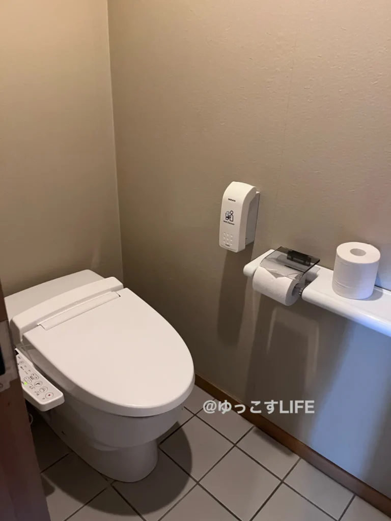 古賀の井リゾート＆スパの部屋のトイレ