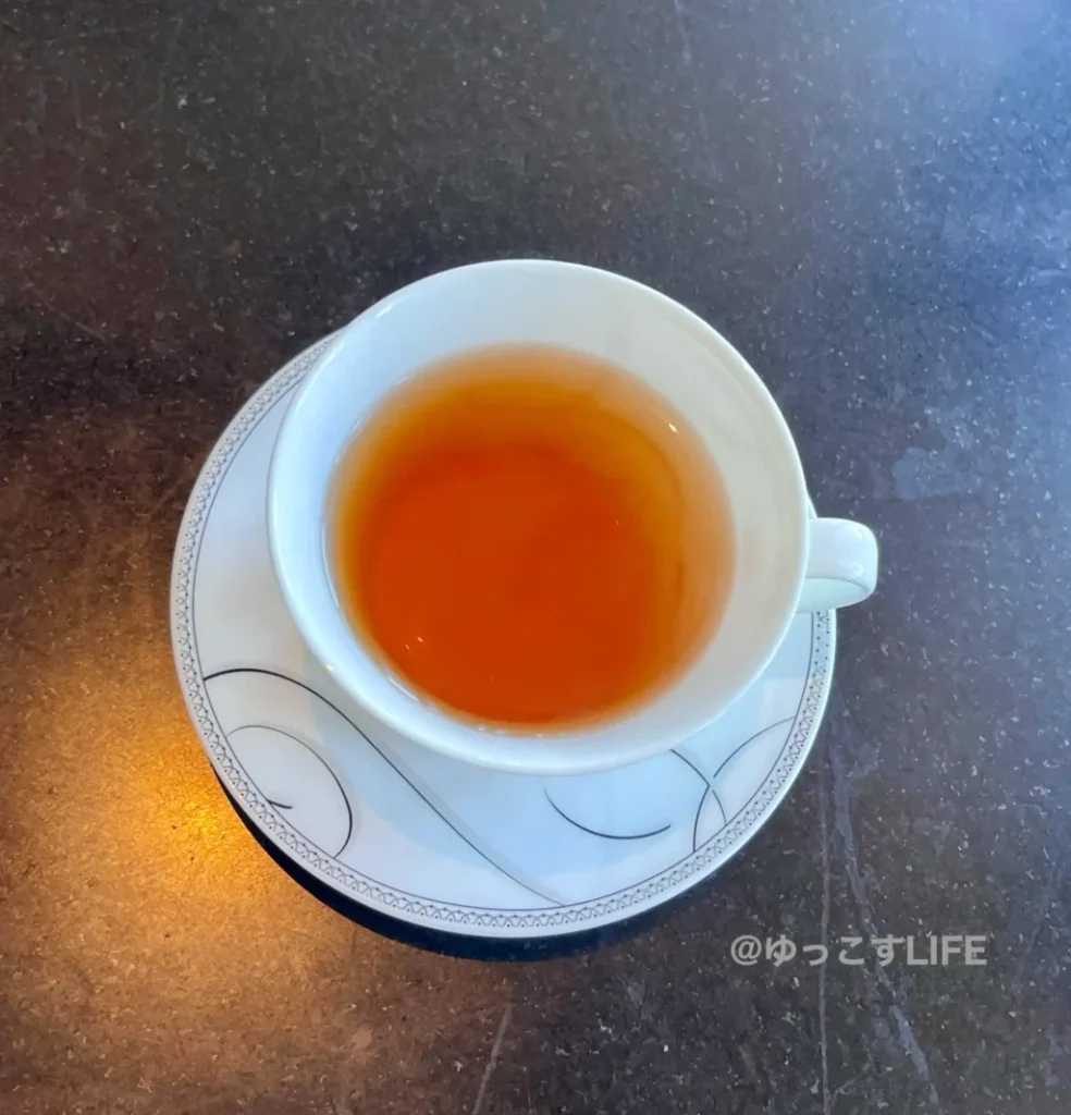 アフタヌーンティーのジンジャーブレッドティー